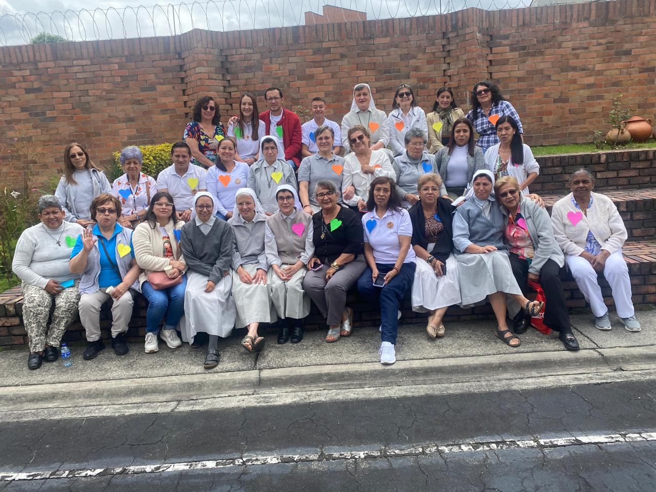 Hermanas franciscanas de la sagrada familia